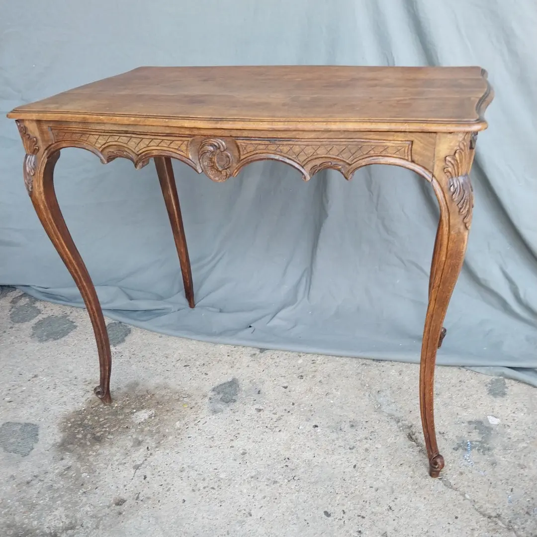 Louis Xv Beech Turtletop Table 1
