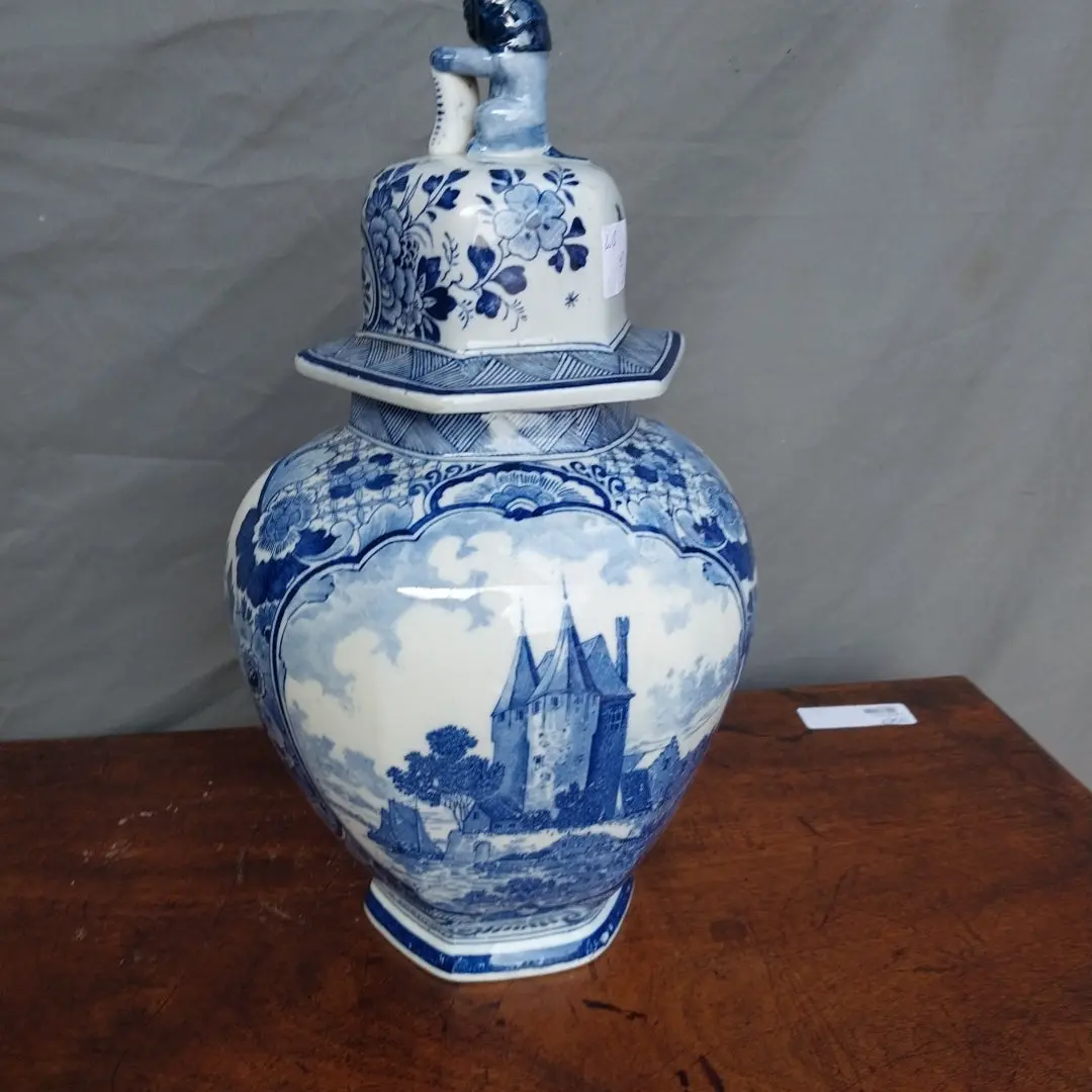 Medium Delt Ginger Jar 1