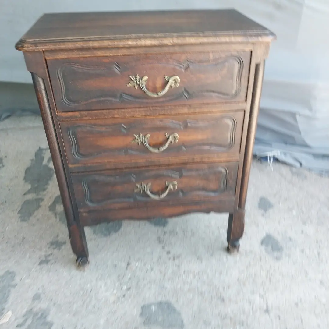3 Drawer French Oak Side Chest With Large Drawers 1