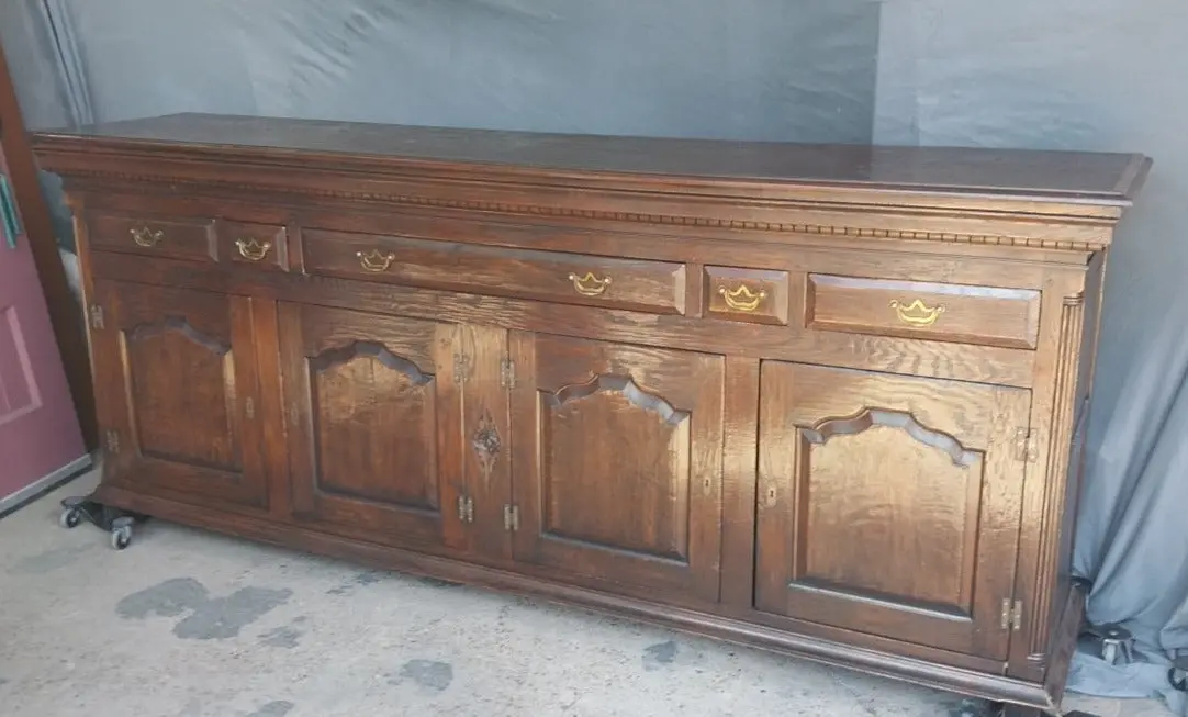 Dark Oak Rustic Sideboard With Quartered Columns 1