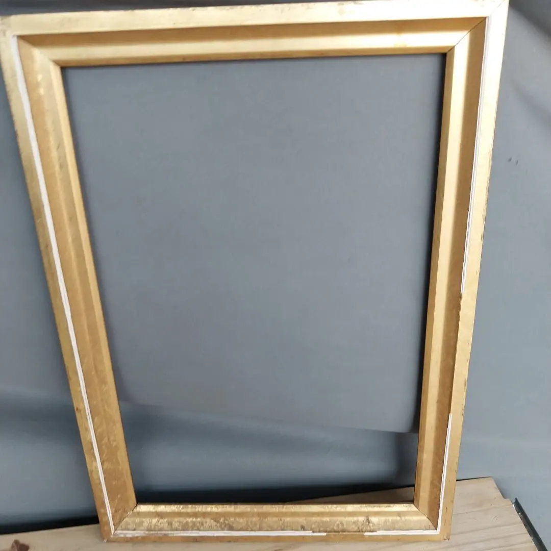 Medium Gold Frame 1