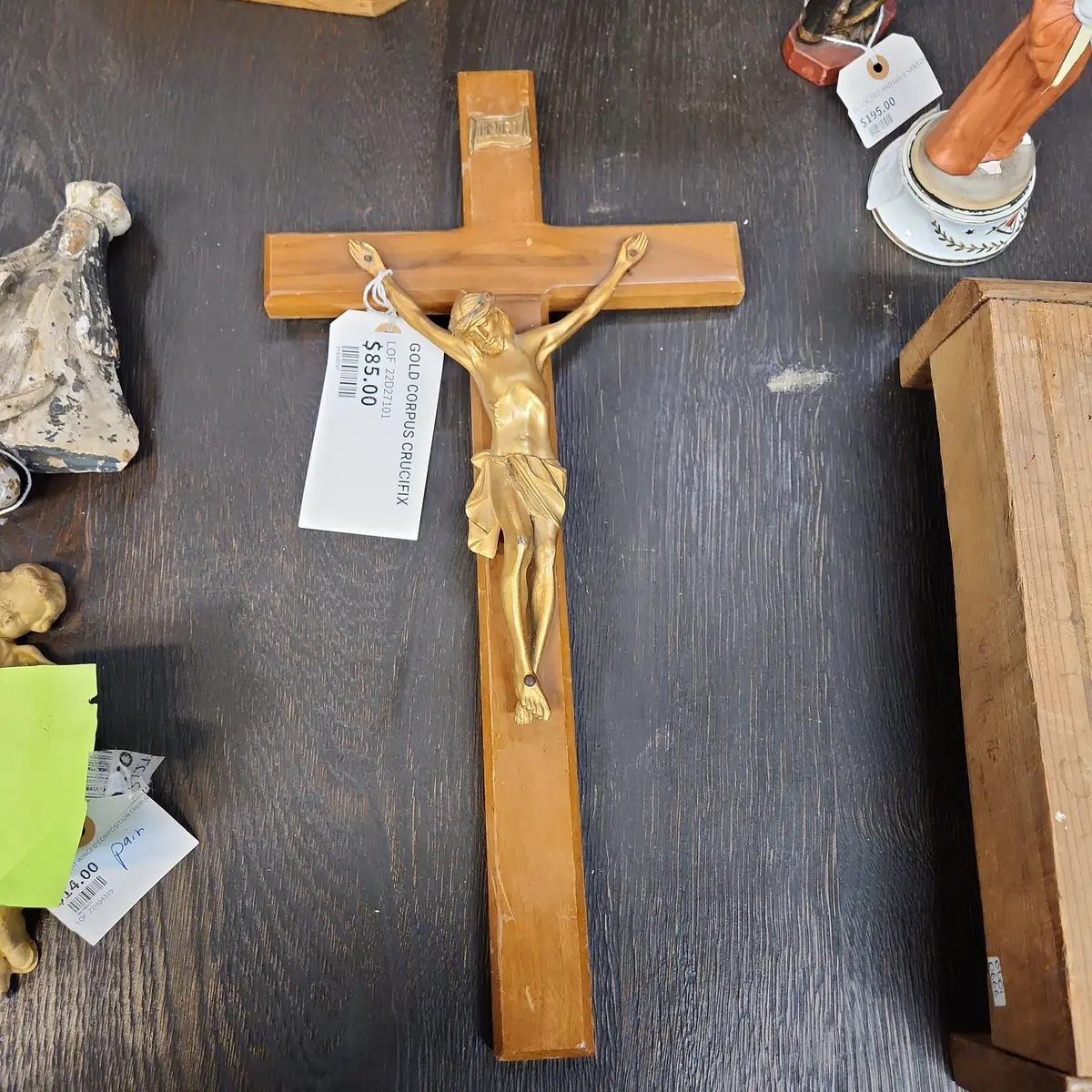 Gold Corpus Crucifix 1