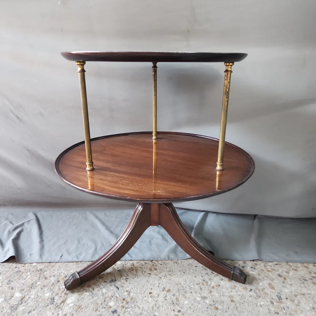 Mahogany Hepplewhite Dumb Waiter 1