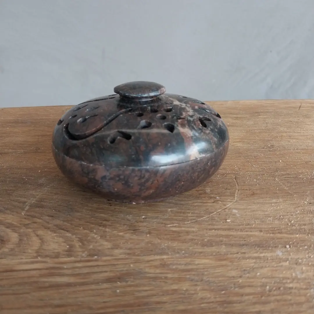 Round Brown Stone Box With Lid 1