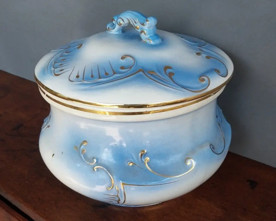 Blue And White With Gold Chamber Pot With Lid 1