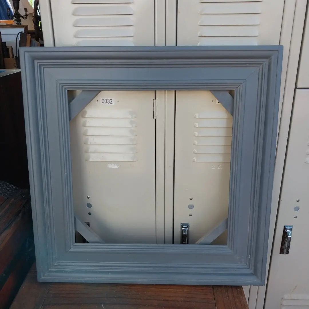 Square Greywood Frame 1