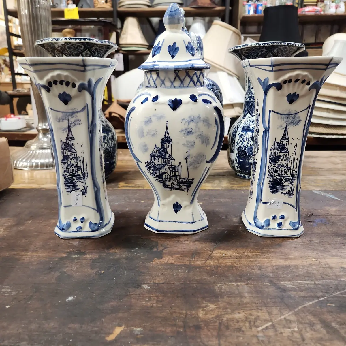 3 Piece Delft Ginger Jar Set With Vases 1