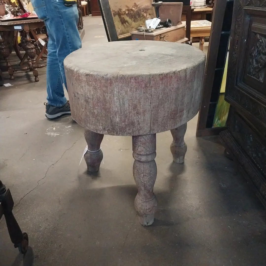 Round Country  Butcher Block 1