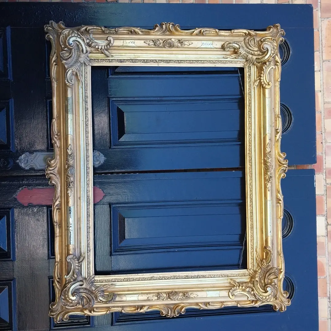 Beautiful Ornate Water Gilt Frame 1