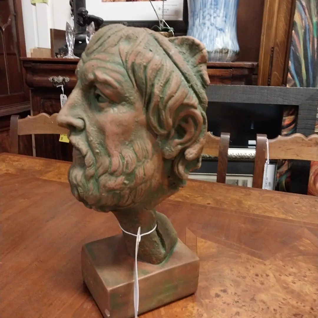 Head Of Homer Statue Small Chip 1