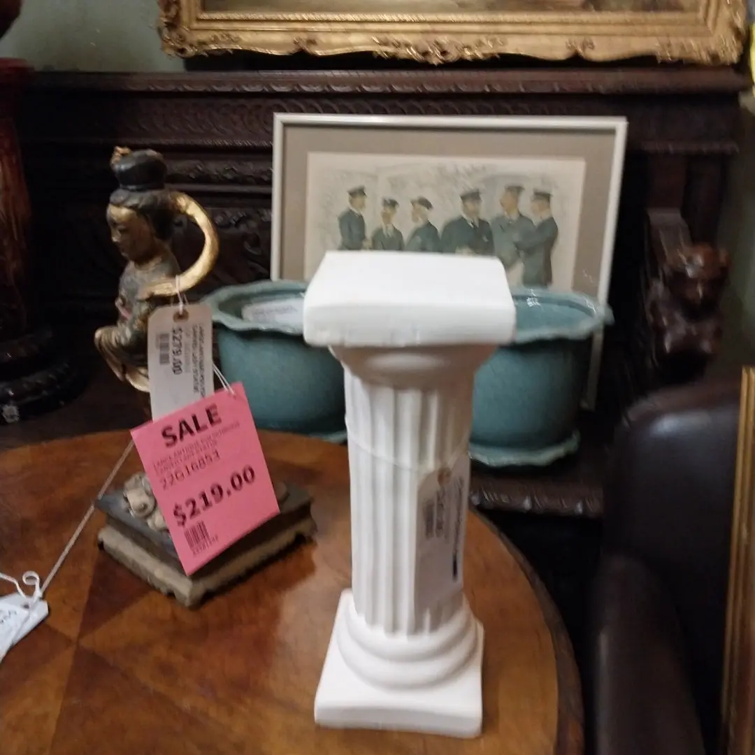 Small Plaster Pedestal 1