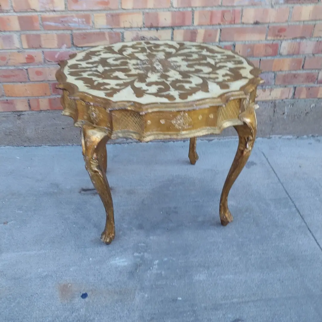 Scalloped Top Gold Florentine Coffee Table 1