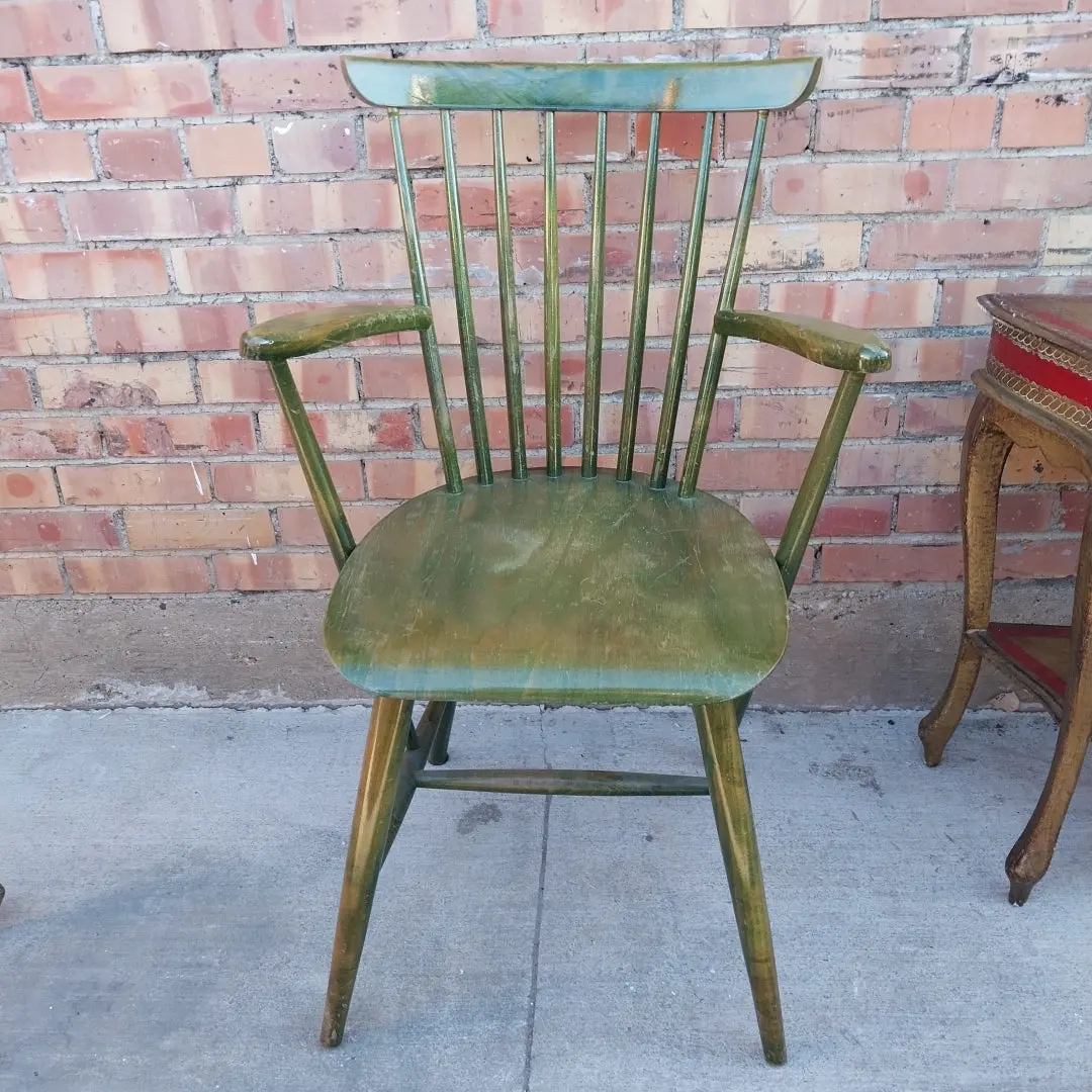 Green Rod Back Modern Chair 1