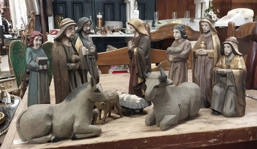 Carved Wood Nativity Scene 1