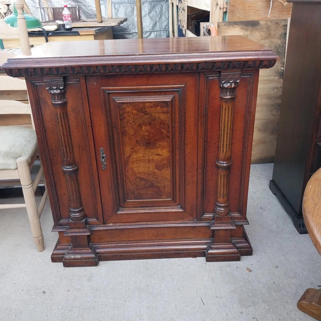 Walnut Jam Cabinet With Pilasters 1