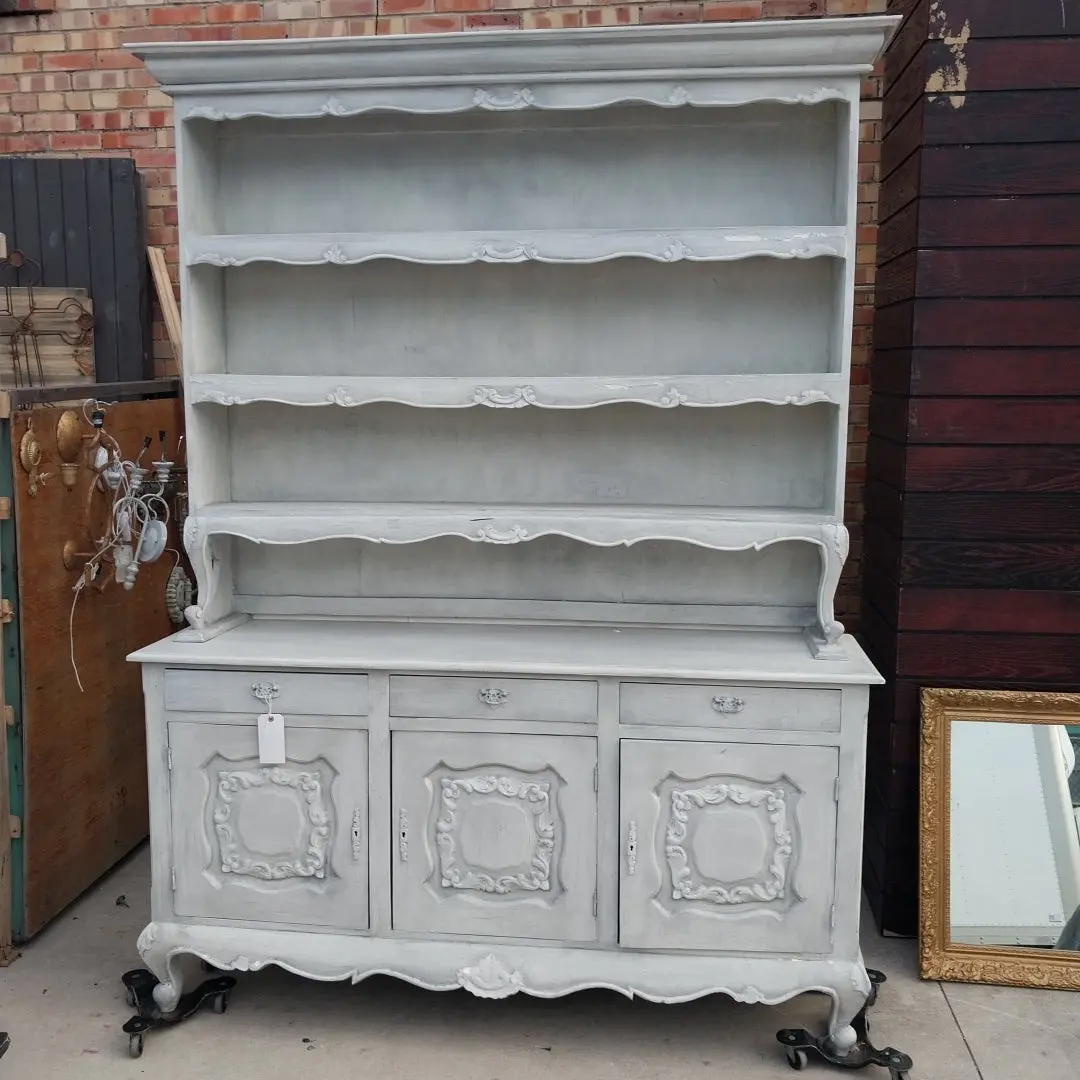 Louis Xv Painted Vaisillier 1