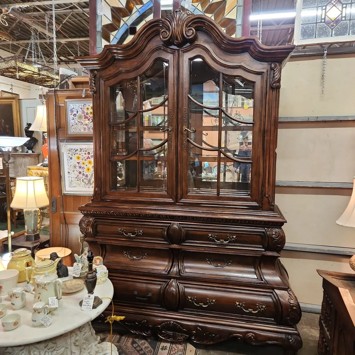 Mahogany Bombay Lighted Display 1