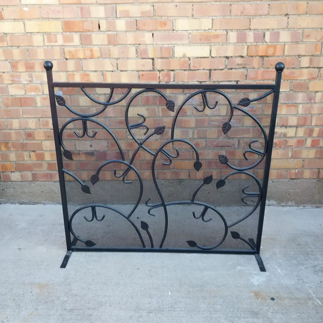 Iron Fireplace Screen With Leaveas 1