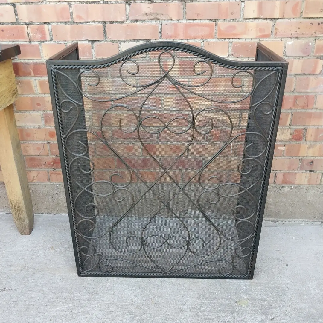 Black Iron Mesh Fire Screen 1