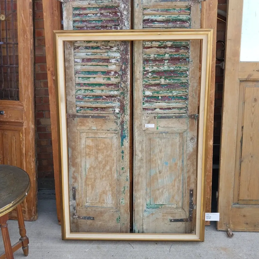 Gilt Modern Frame As Found 1