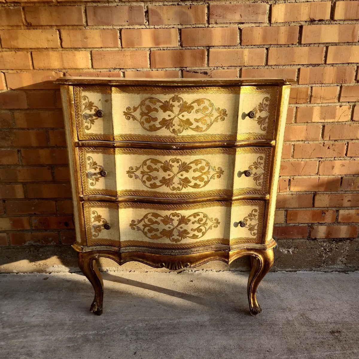 Florentine Gold And White 3 Drawer Chest 1