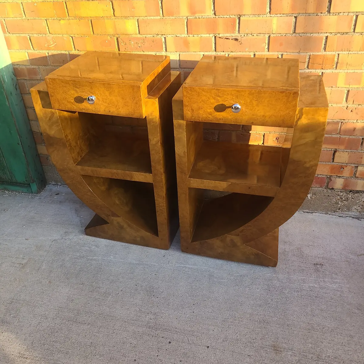 Pair Of Burled Deco Brown Nightstands 1