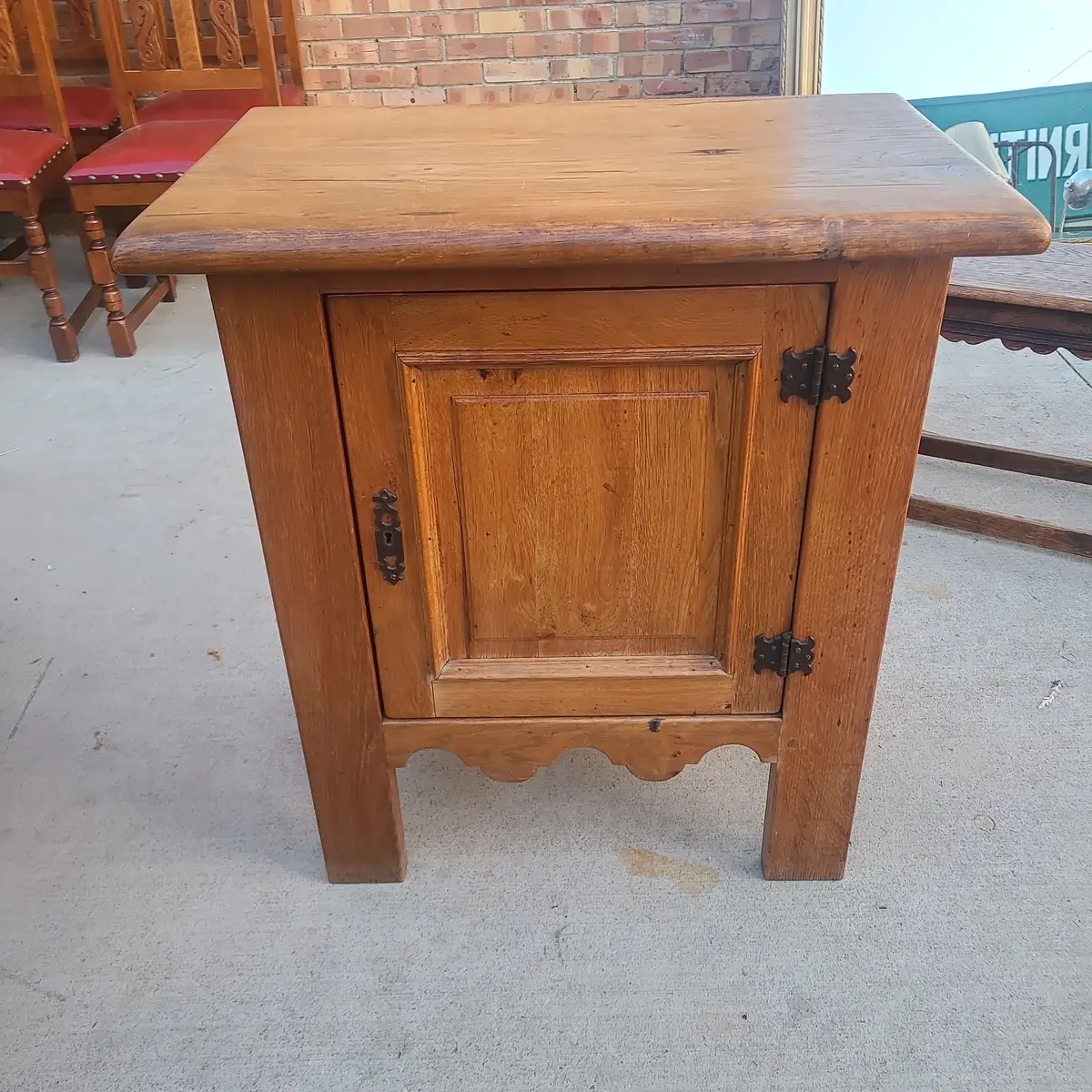 Rustic Oak Jam Cabinet 1