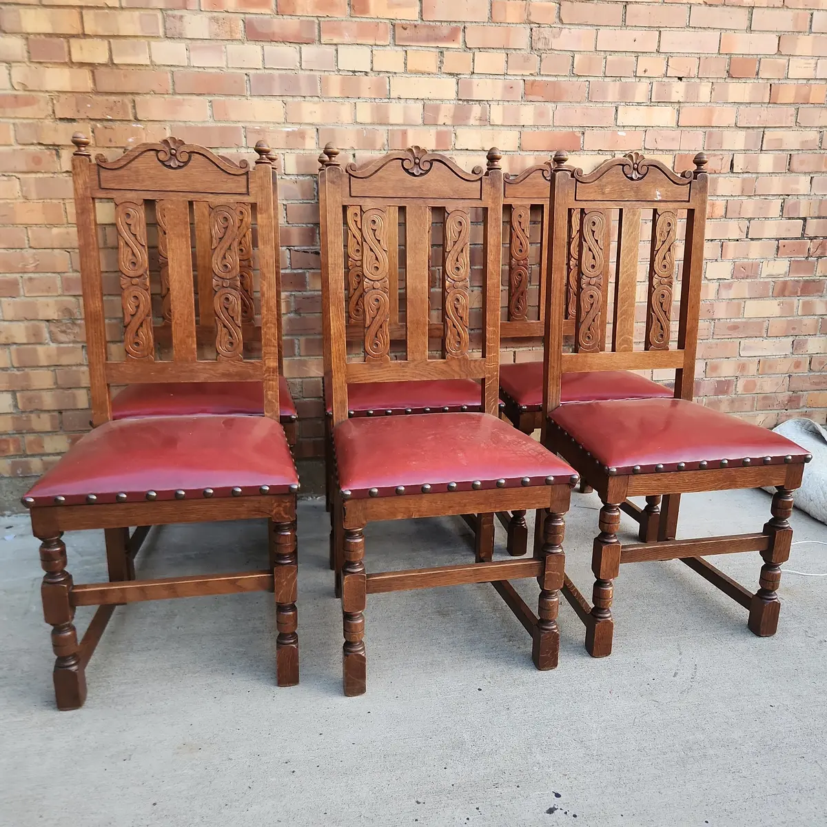 Set Of 6 Carved Oak Slat Back Chairs With Red Upholstery 1
