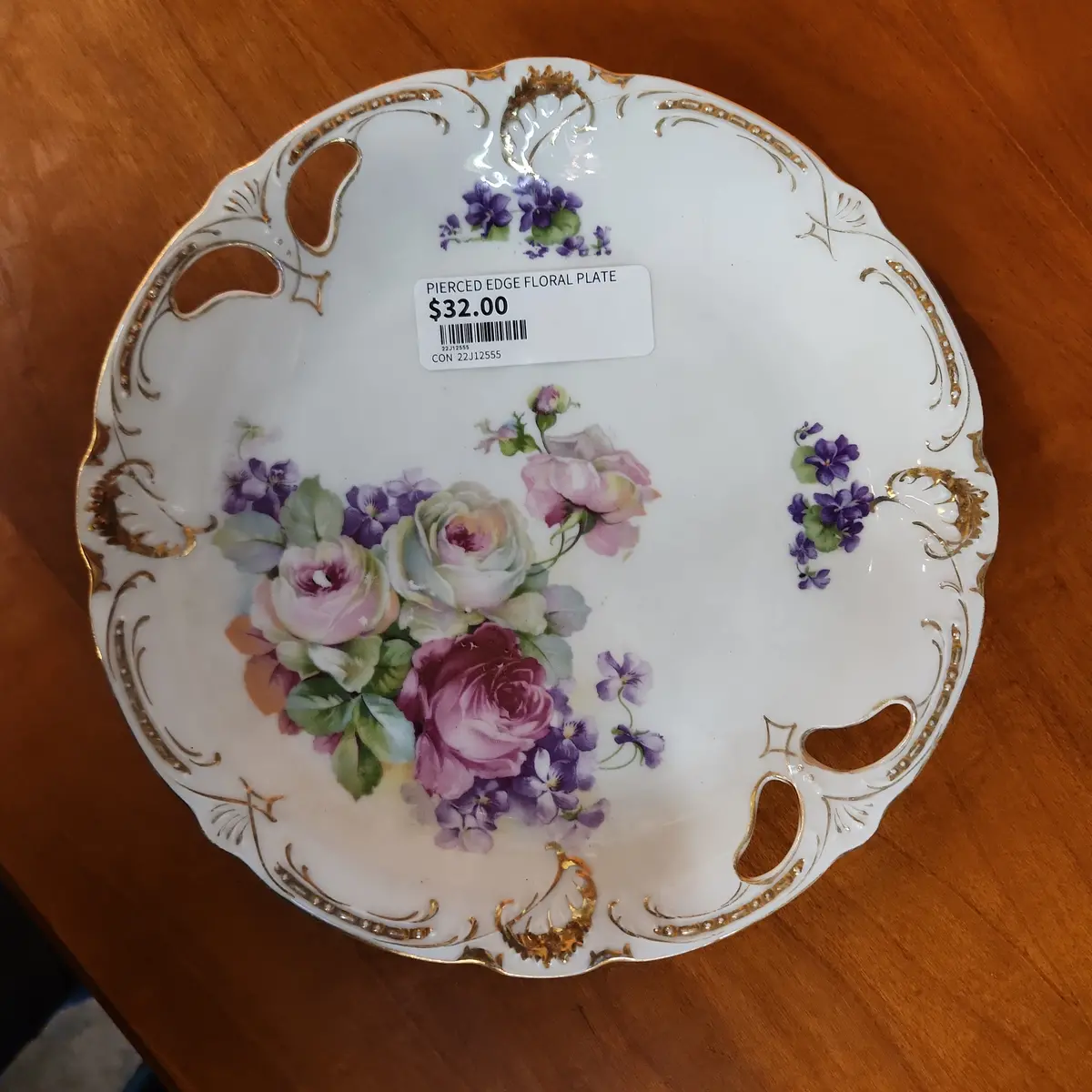 Pierced Edge Floral Plate 1