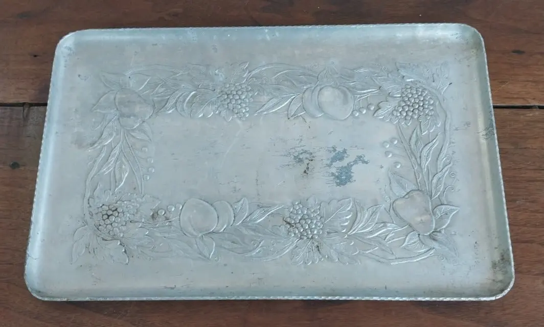 Small Rectangular Aluminum Tray No Handles 1
