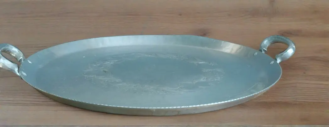 Large Round Aluminum Tray With Handles And Embossed Fruit 1