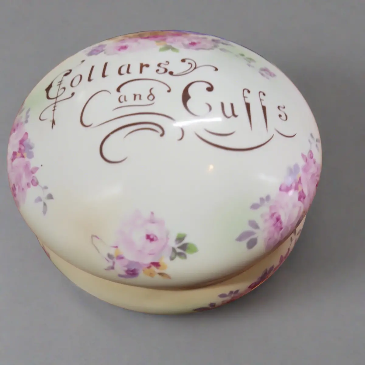 Collars And Cuffs Dresser Box Circa 1850 1