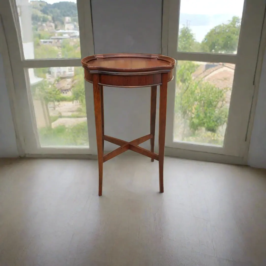 Federal Style Shaped Side Table 1