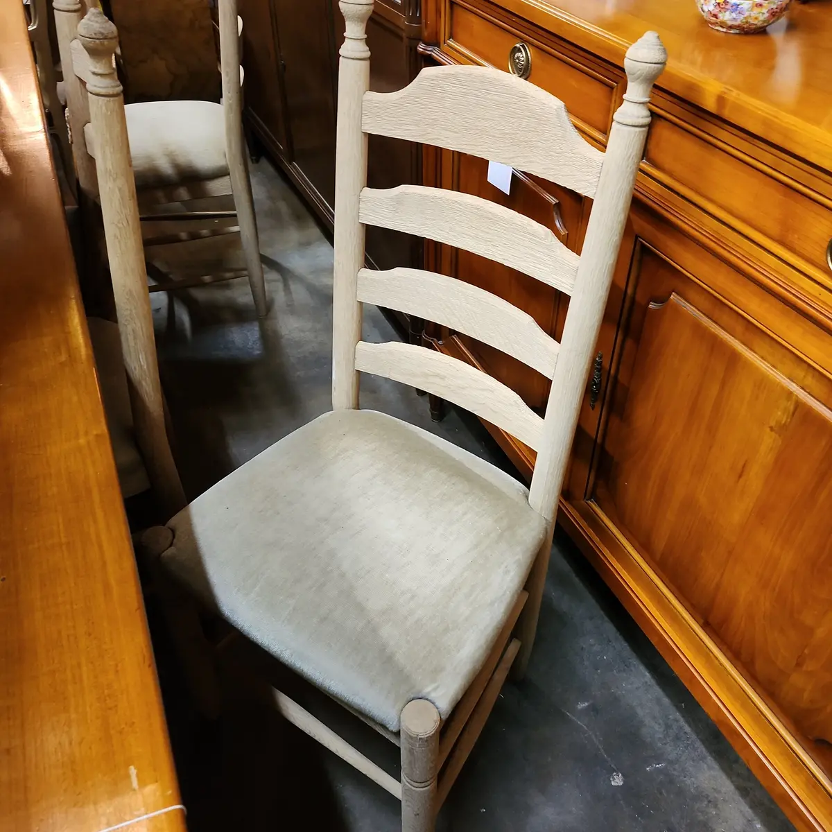 Set Of 8 Raw Oak Ladder Back Chairs 1