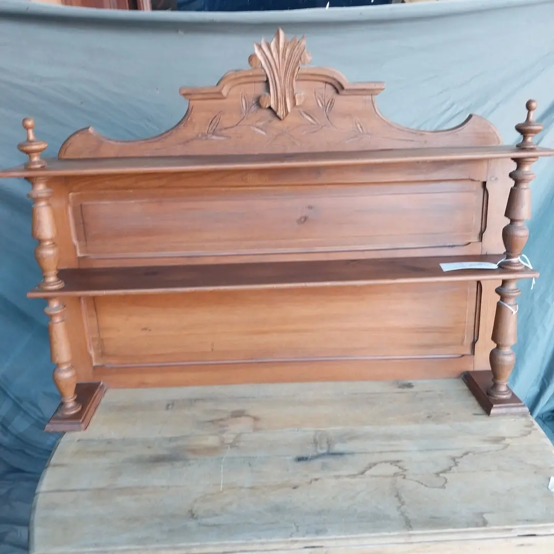 Pine Wall Shelf With Crown 1