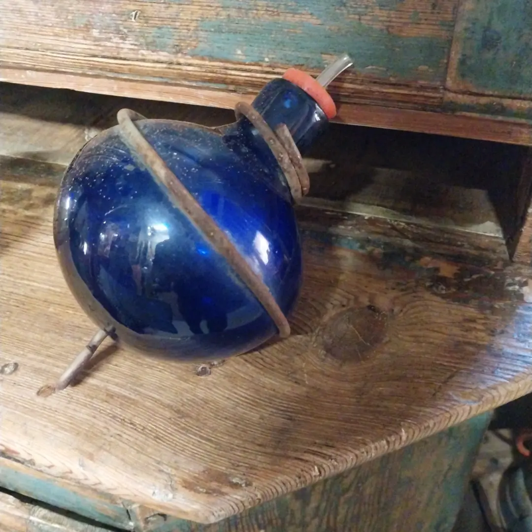 Blue Glass Humming Bird Feeder 1