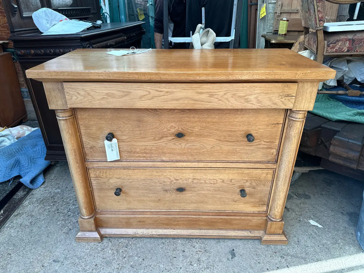 Heavy Oak Chest Of Drawers With Columns-Pegged And Dovetailed 1