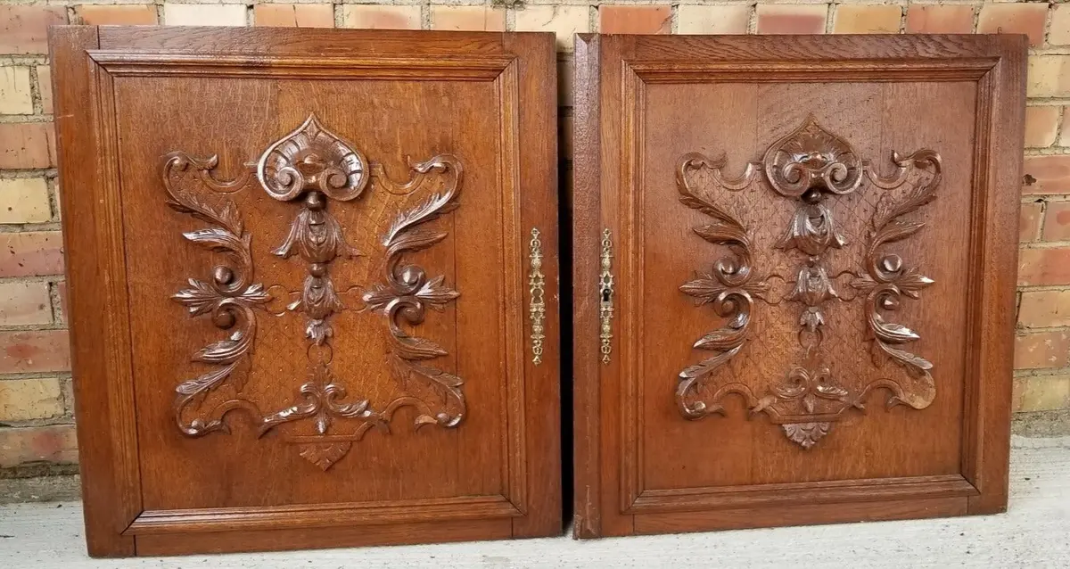 Pair Of Carved Oak Cabinet Doors 1