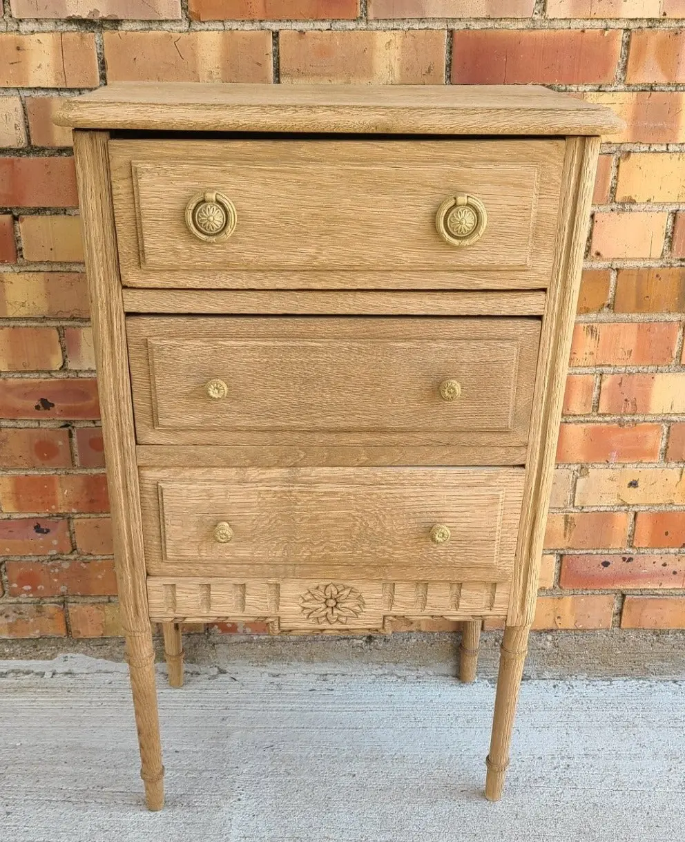 Small Raw Oak 3 Drawer Louis Xv Chest On Legs 1