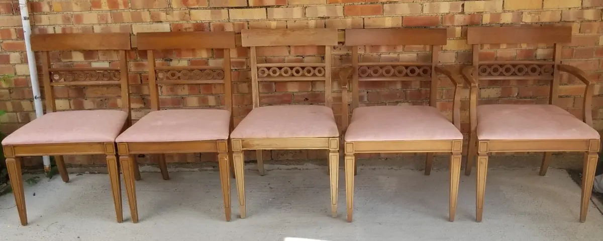 Set Of 5 Midcentury Chairs (2 With Arms) 1