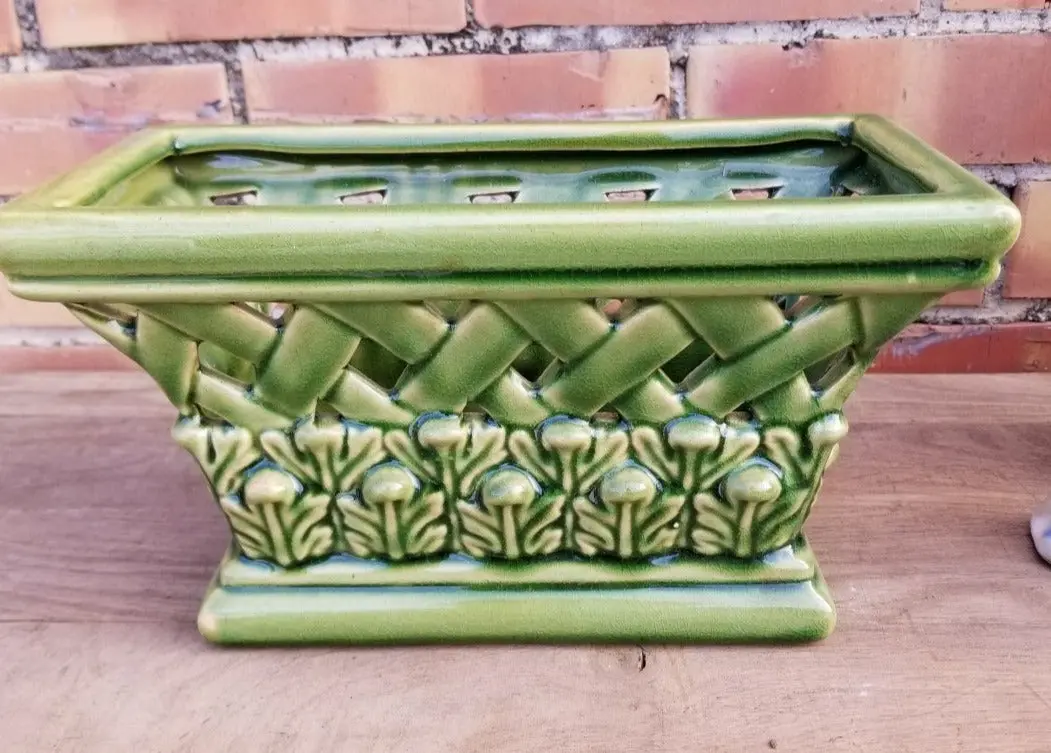 Green Reticulated Pottery Planter 1