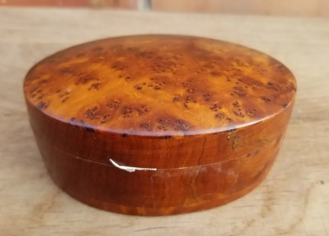 Oval Burled Wood Box With Lid 1
