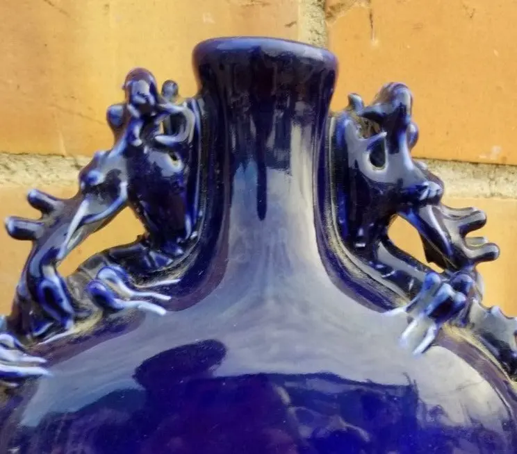 Cobalt Dragons Vase As Found 1