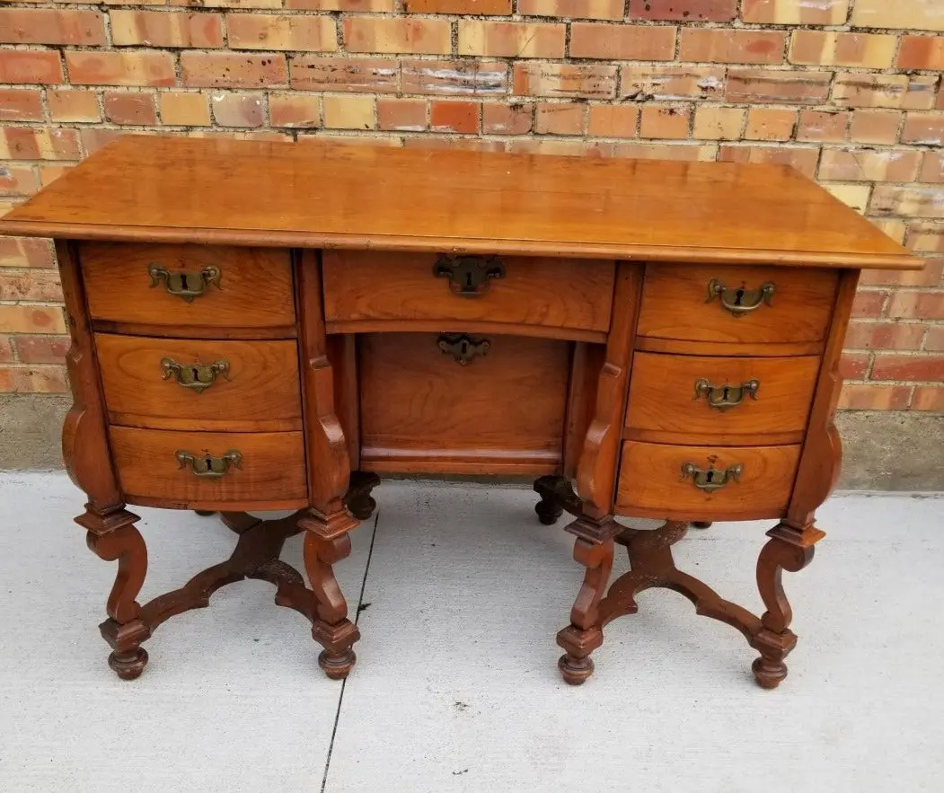 William And Mary 18Th Century Mahogany Chest 1