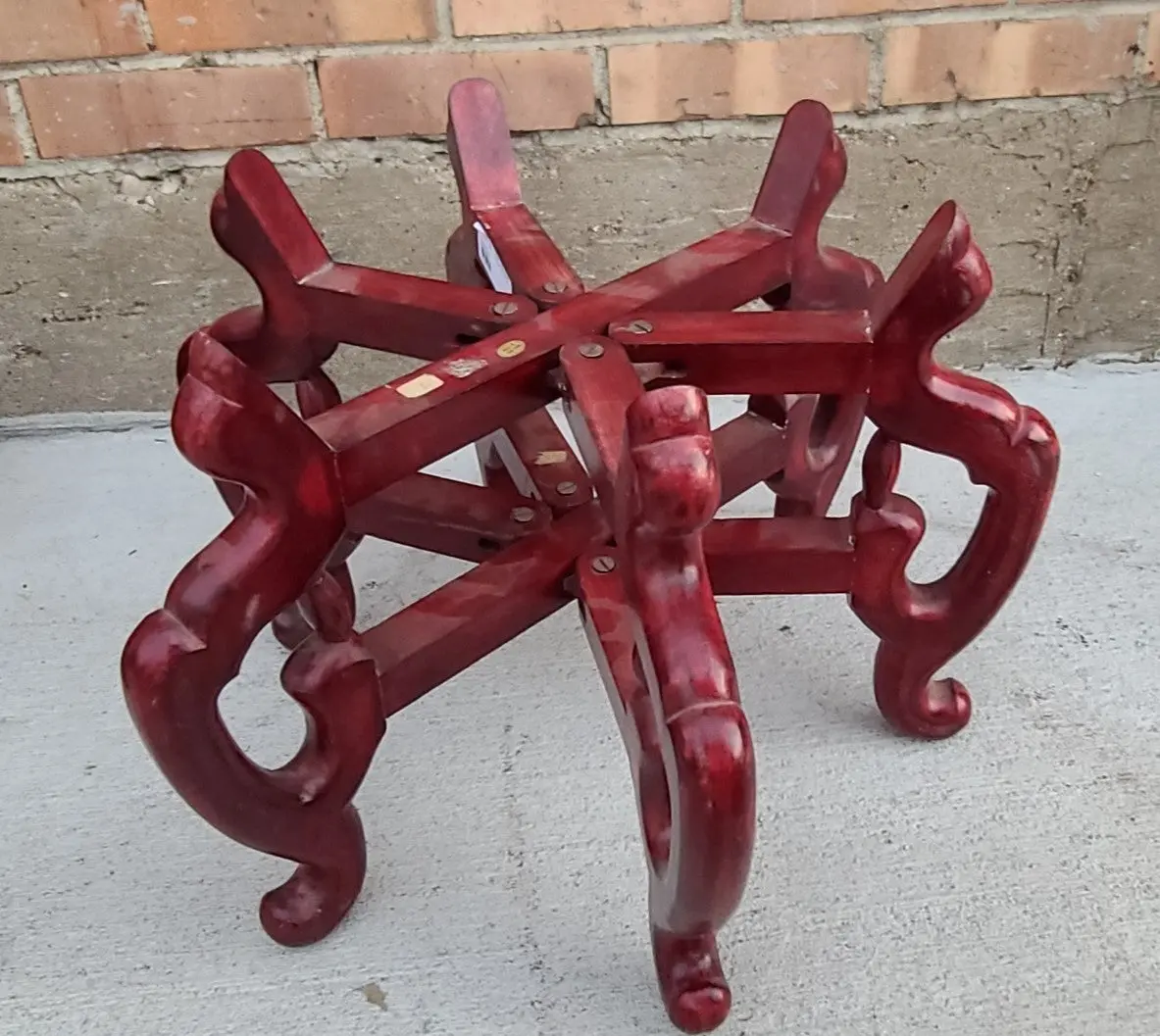 Red Lacquer Medium 6 Legged Folding Stand 1