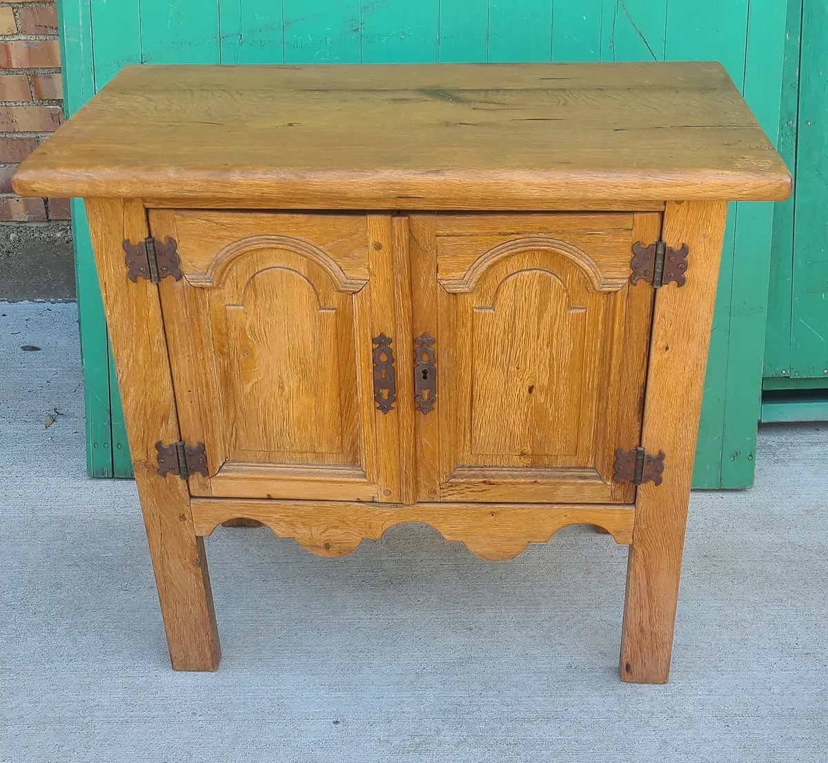 Rustic Oak 2 Door Cabinet 1