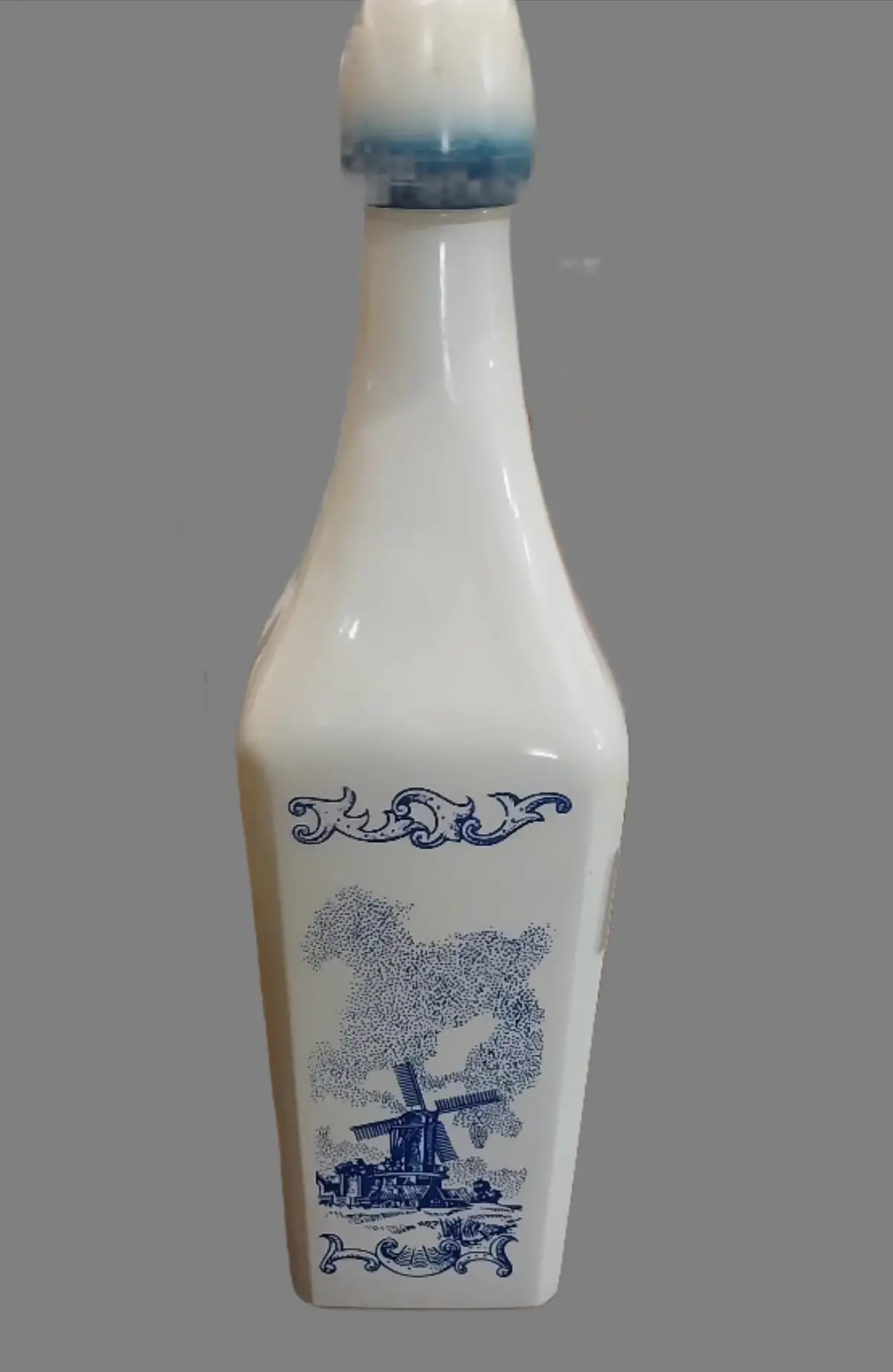 Delft Bottle With Cap 1