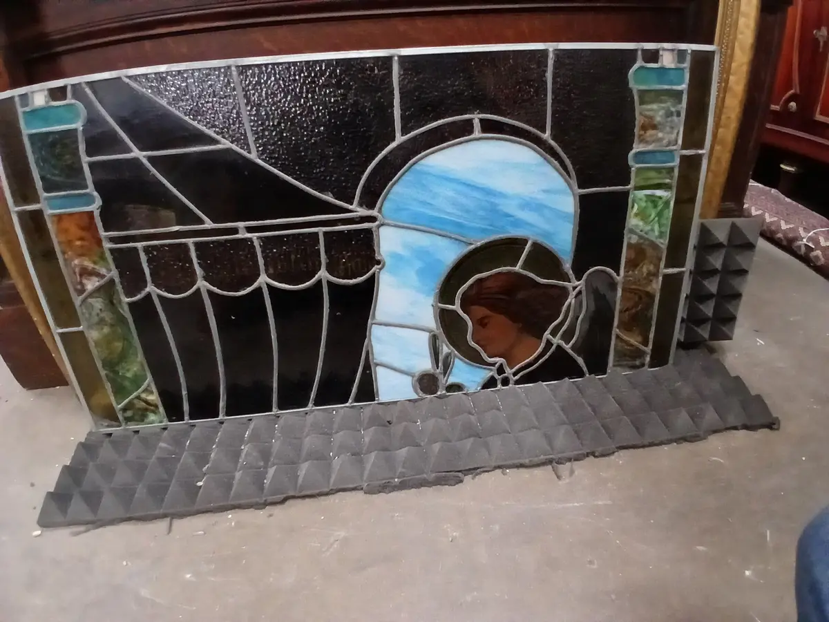 Large Painted And Stained Glass Window With Angel Head 1