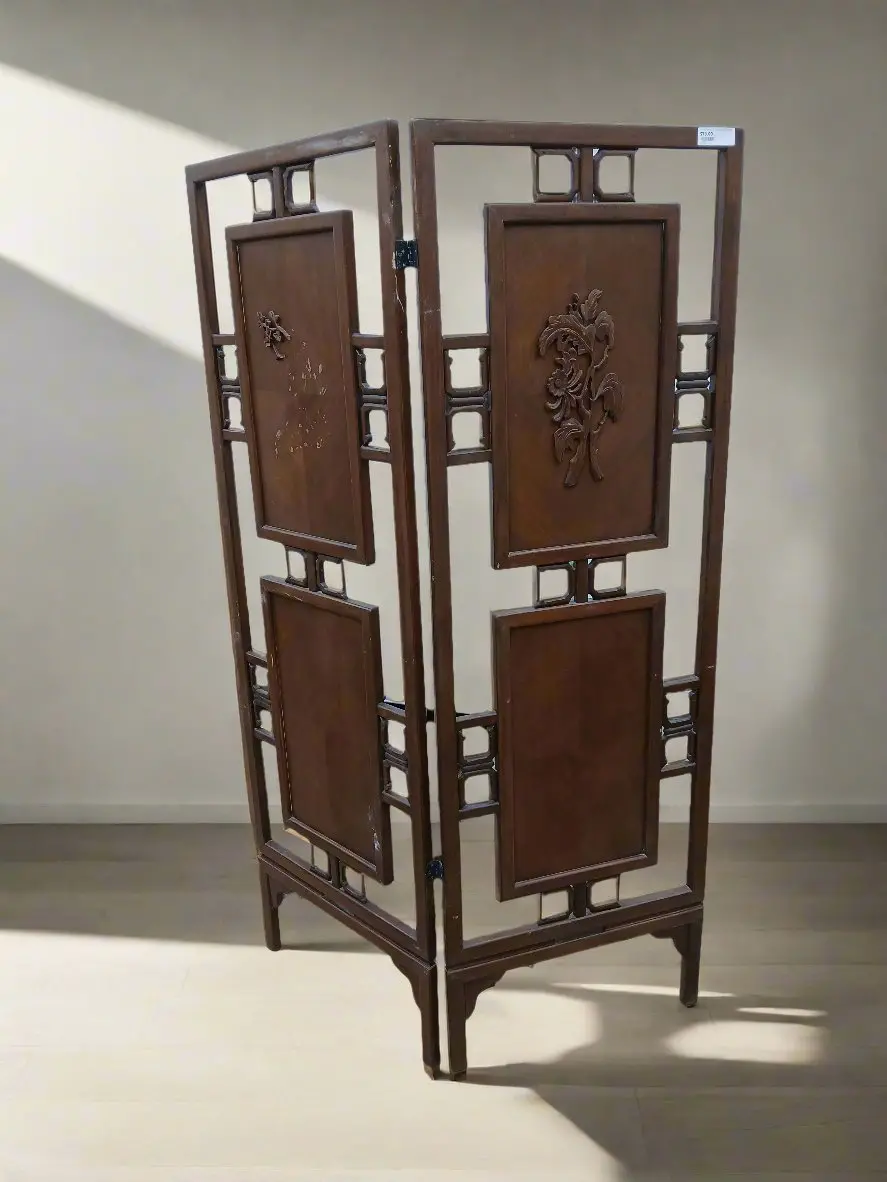 2 Panel Wood Screen As Found 1