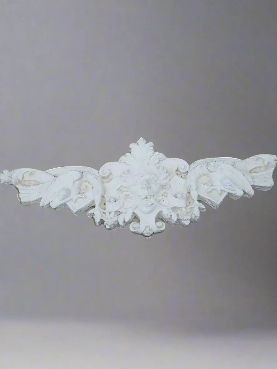 Heavy Gothic White Pediment 1